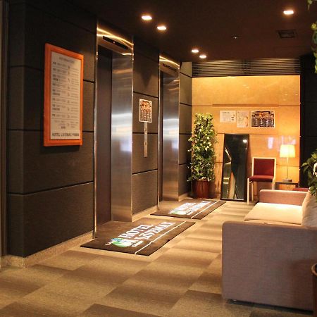 Hotel Livemax Budget Hiratsuka Ekimae Bagian luar foto