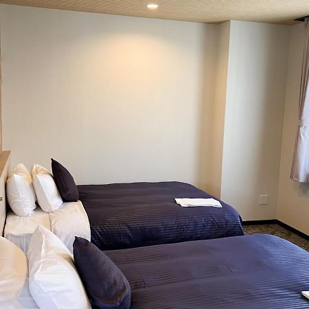 Hotel Livemax Budget Hiratsuka Ekimae Bagian luar foto