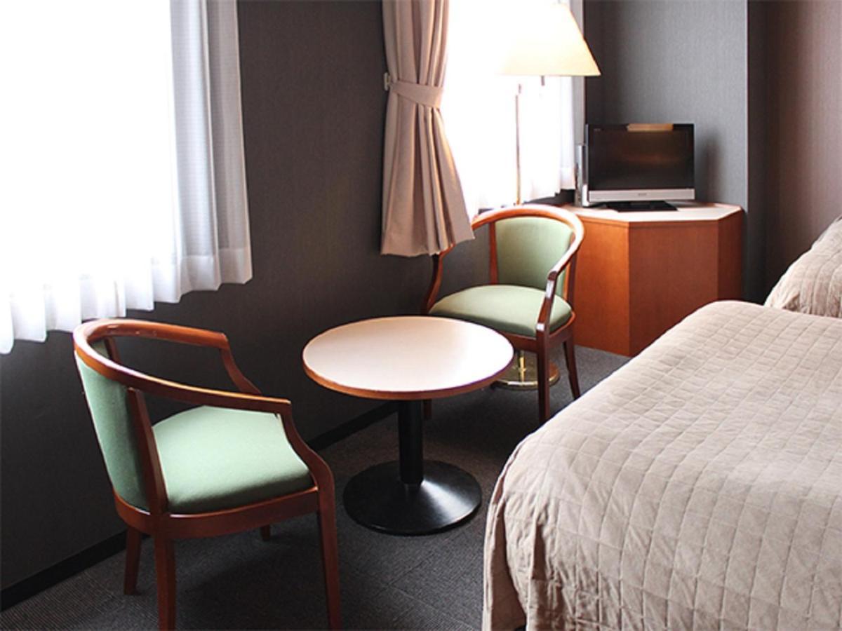 Hotel Livemax Budget Hiratsuka Ekimae Bagian luar foto