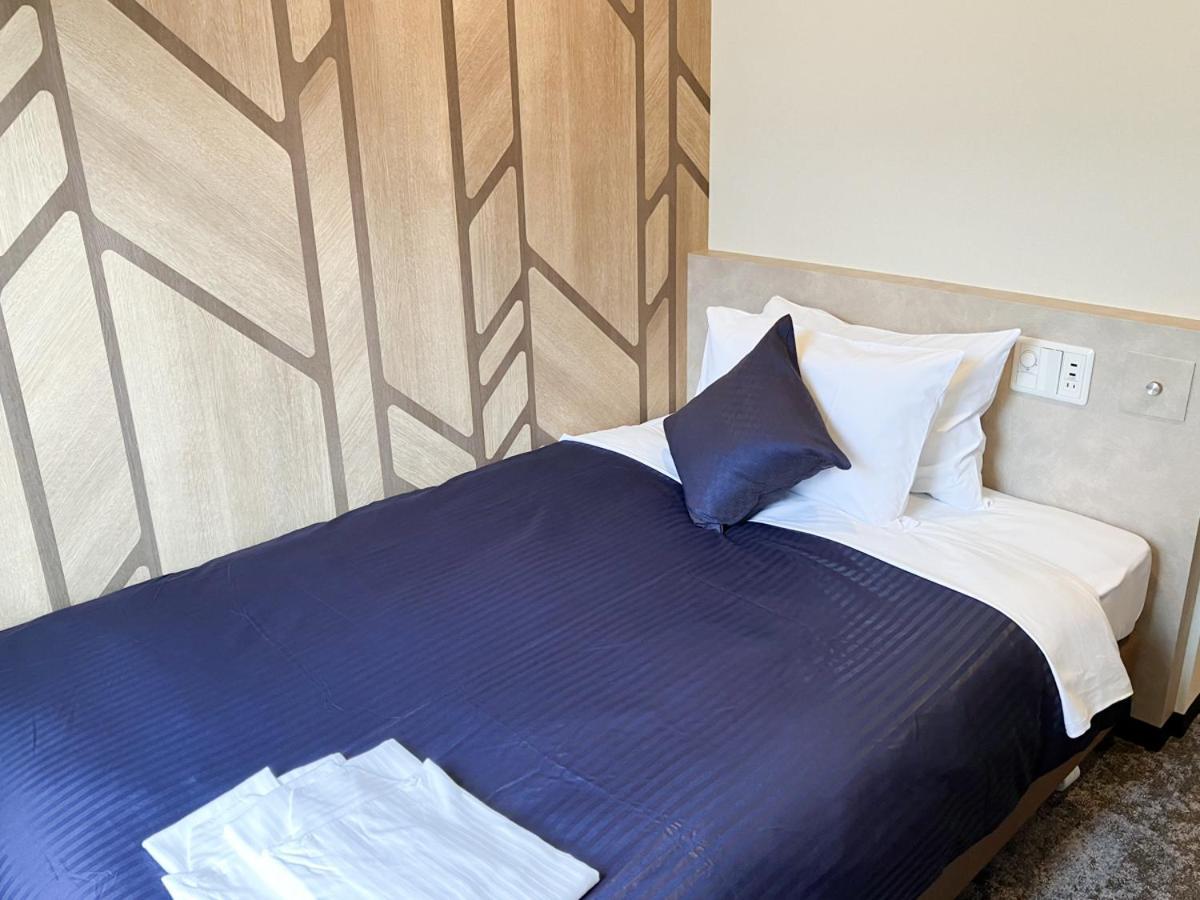 Hotel Livemax Budget Hiratsuka Ekimae Bagian luar foto