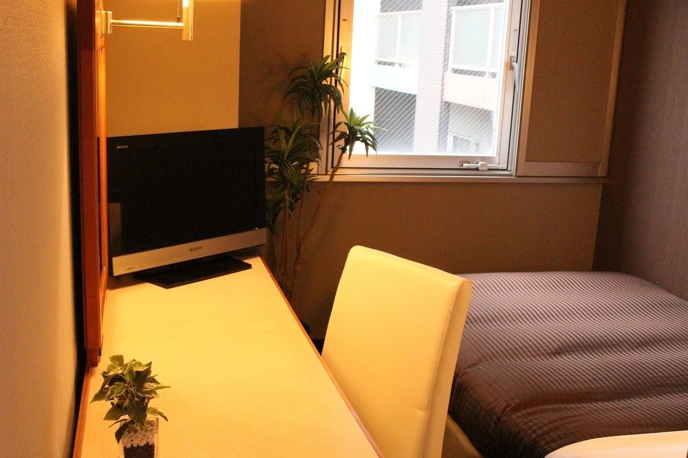 Hotel Livemax Budget Hiratsuka Ekimae Bagian luar foto