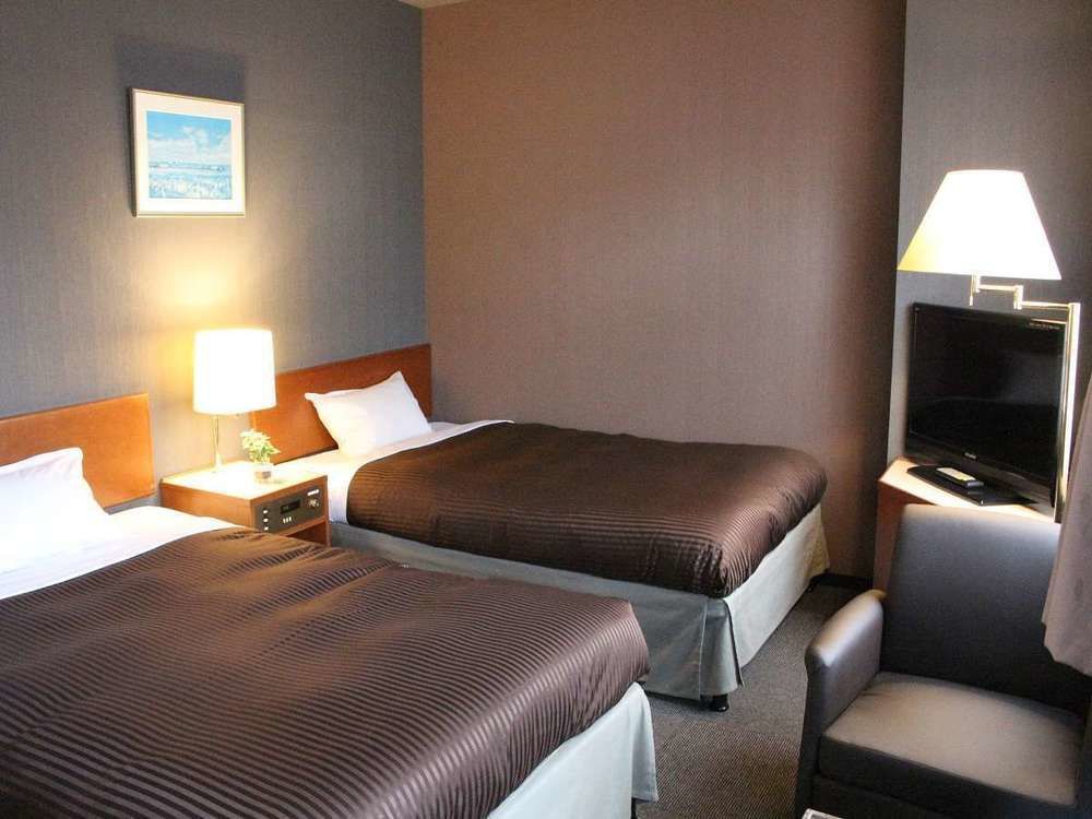 Hotel Livemax Budget Hiratsuka Ekimae Bagian luar foto