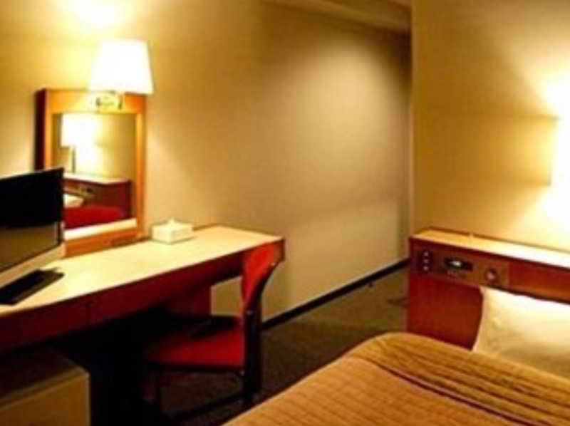Hotel Livemax Budget Hiratsuka Ekimae Bagian luar foto